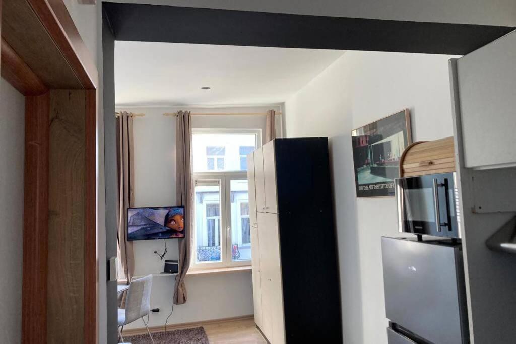 Appartamento Magnifique Au 2ème étage, à Proximité De La Gare Du Midi!