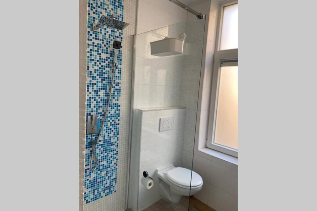 Apartment Magnifique Au 2eme Etage, A Proximite De La Gare Du Midi! Brüssel